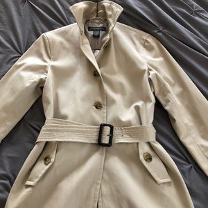Banana Republic short trench new without tags